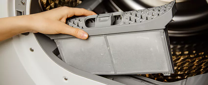 Signs Of A Clogged Dryer Lint Trap in Germantown, Maryland